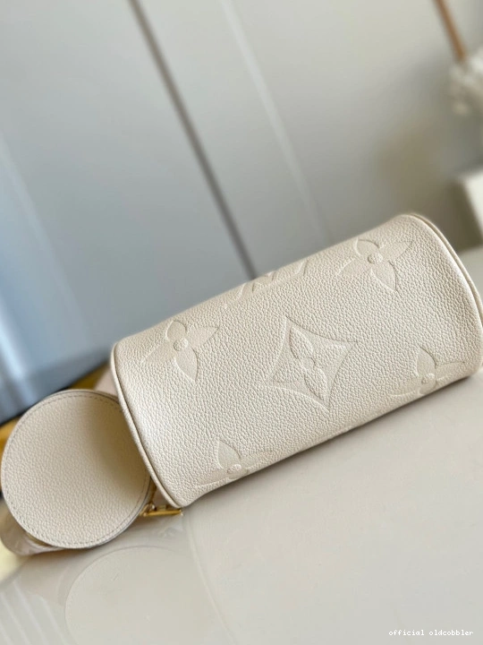 Official oldcobbler PAPILLON LOUIS BB VUITTON 0823